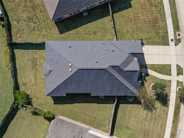 5803 Manning Hollow Lane, Sugar Land TX 77479