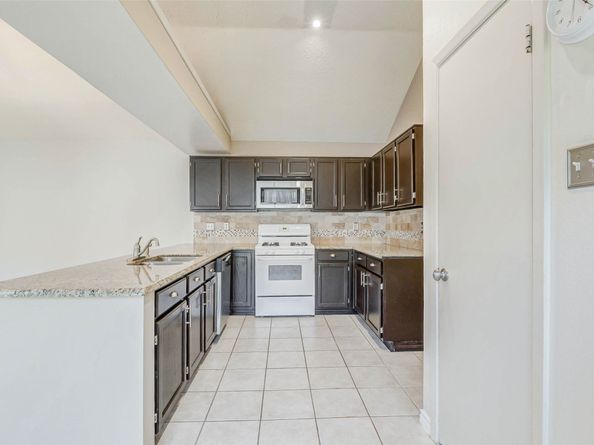 13930 Bonnercrest Drive, Houston TX 77083