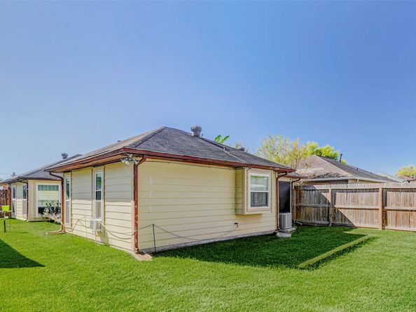 13930 Bonnercrest Drive, Houston TX 77083