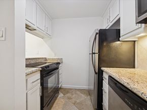 3131 Cummins Street 18, Houston TX 77027