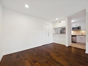 3131 Cummins Street 18, Houston TX 77027