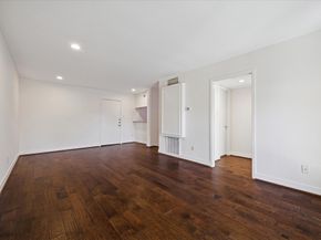 3131 Cummins Street 18, Houston TX 77027