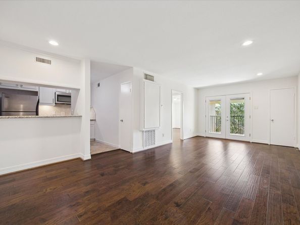 3131 Cummins Street 18, Houston TX 77027