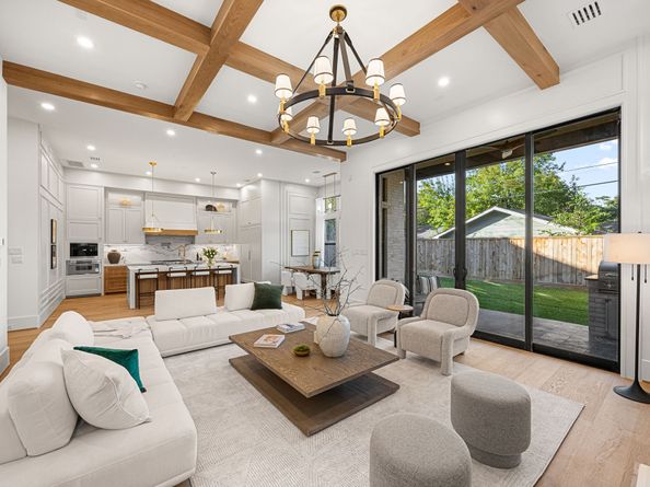 1030 W 41st Street, Houston TX 77018