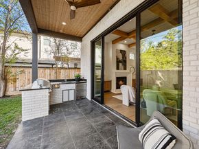 1030 W 41st Street, Houston TX 77018