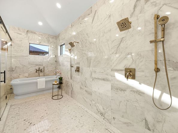 1030 W 41st Street, Houston TX 77018