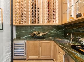 1030 W 41st Street, Houston TX 77018