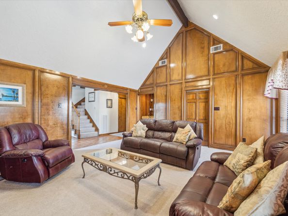 12826 Old Pine Lane, Houston TX 77015