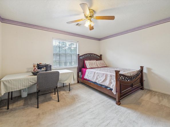 12826 Old Pine Lane, Houston TX 77015