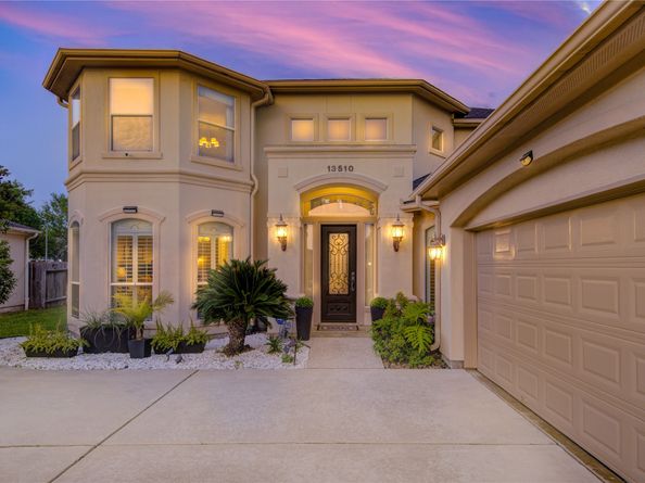 13510 Indigo Lake, Houston TX 77077