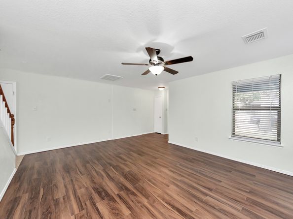 2610 Skyview Shadows Court, Houston TX 77047