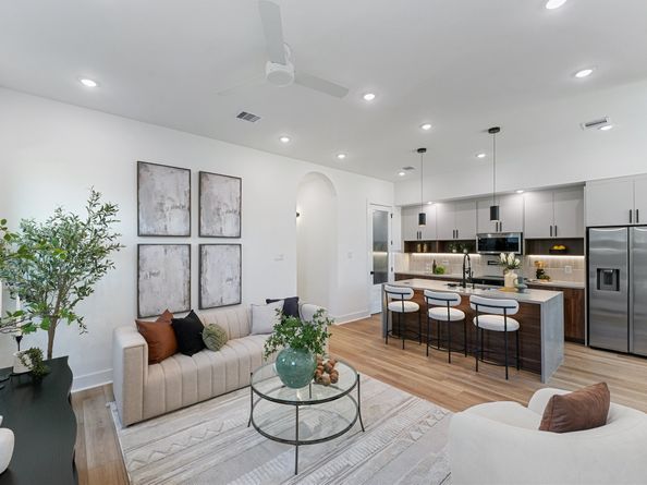 8320 Williamsdell Street, Houston TX 77088