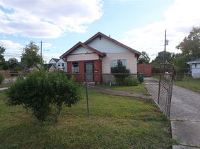 3462 Seabrook Street, Houston TX 77021