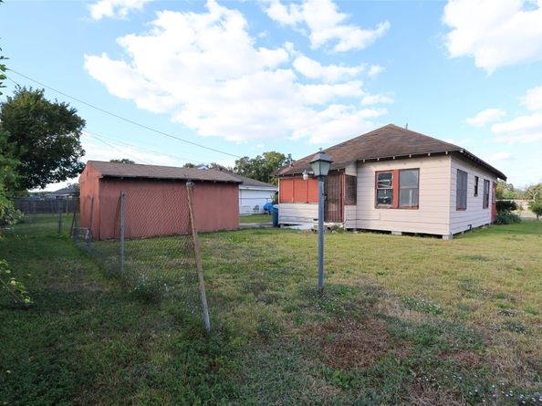 3462 Seabrook Street, Houston TX 77021