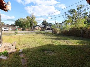 3462 Seabrook Street, Houston TX 77021