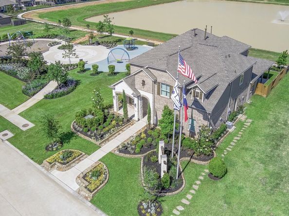 15722 Telge Ridge Lane, Cypress TX 77429