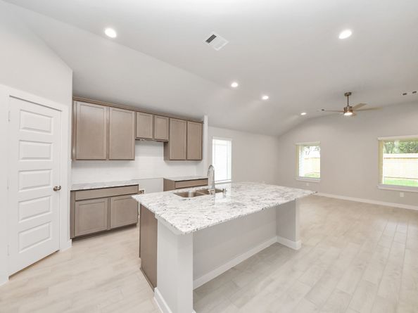 15722 Telge Ridge Lane, Cypress TX 77429