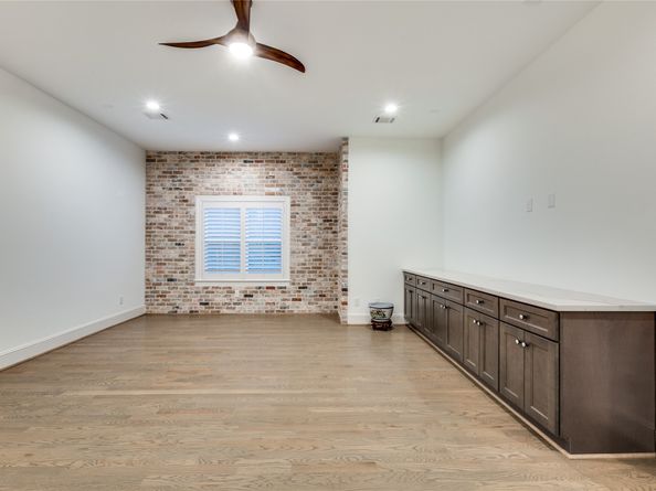 3302 Elmridge Street, Houston TX 77025