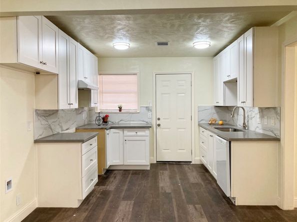 10124 Homestead, Houston TX 77016