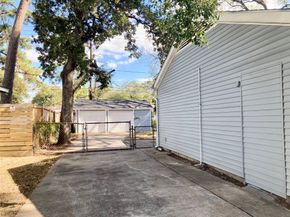 10124 Homestead, Houston TX 77016