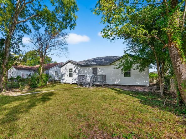 8702 Rinn Street, Houston TX 77078