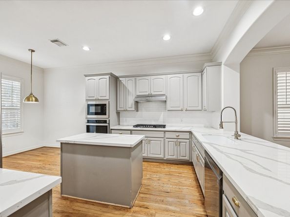 3106 Heritage Creek Oaks, Houston TX 77008