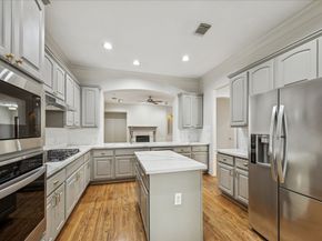 3106 Heritage Creek Oaks, Houston TX 77008