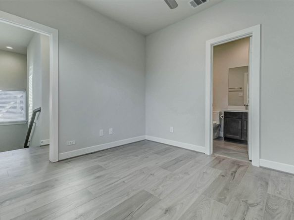 6313 Chelsea Falls Lane, Houston TX 77008