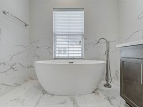 6313 Chelsea Falls Lane, Houston TX 77008