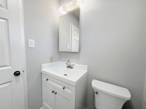 12715 Middlesbrough Lane, Houston TX 77066