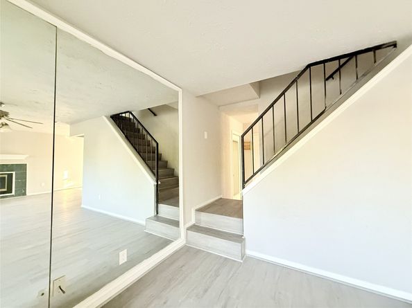 12715 Middlesbrough Lane, Houston TX 77066