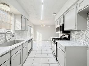 12715 Middlesbrough Lane, Houston TX 77066