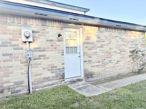 12715 Middlesbrough Lane, Houston TX 77066