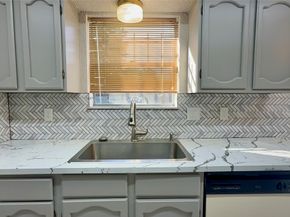 12715 Middlesbrough Lane, Houston TX 77066