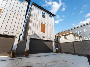 2528 Live Oak Street, Houston TX 77004