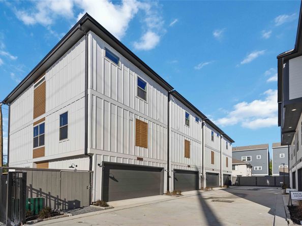 2528 Live Oak Street, Houston TX 77004