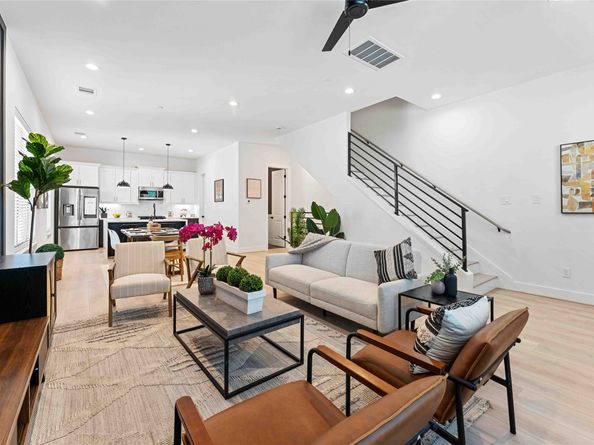 2528 Live Oak Street, Houston TX 77004