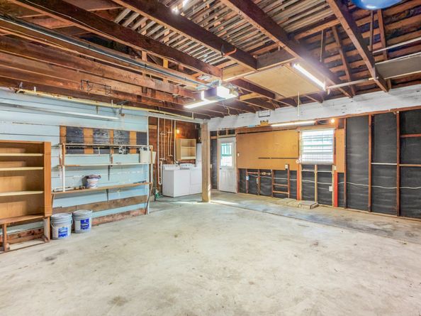 7450 Magnolia Street, Houston TX 77023