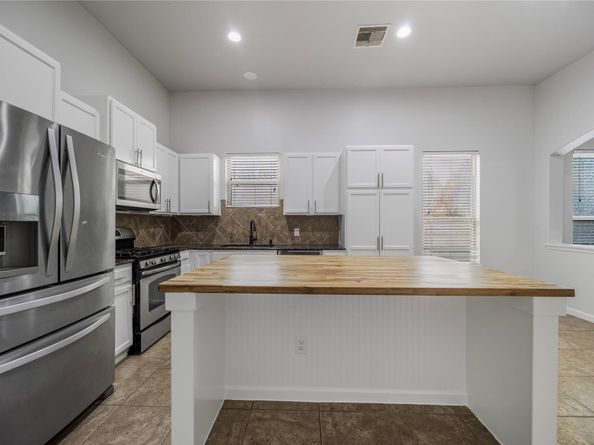 13211 Davenport Hills Lane, Humble TX 77346