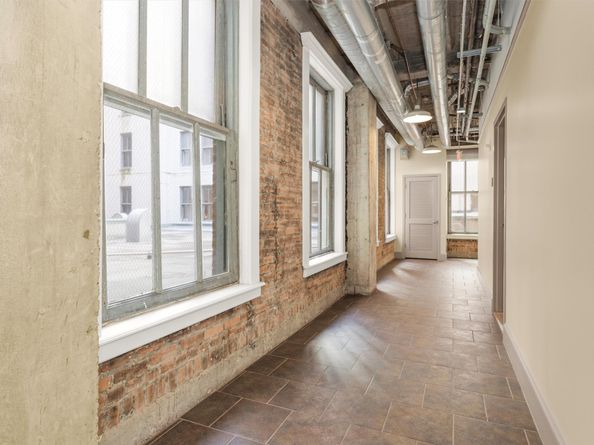 201 Main Street 3G, Houston TX 77002