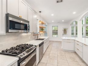 142 Pinto Point Place Place, The Woodlands TX 77389