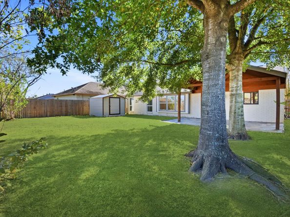 9203 Kirkmont Drive, Houston TX 77089