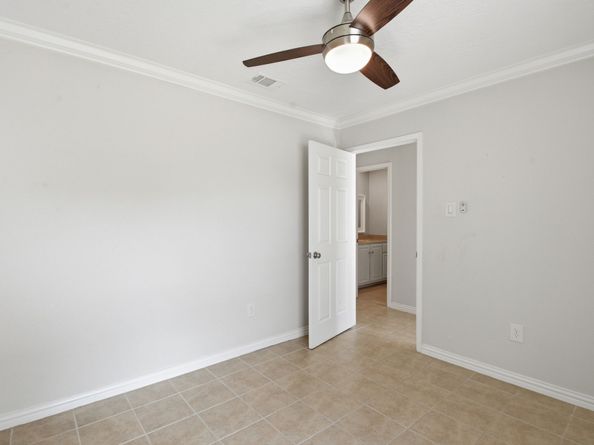 9203 Kirkmont Drive, Houston TX 77089