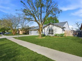 9203 Kirkmont Drive, Houston TX 77089