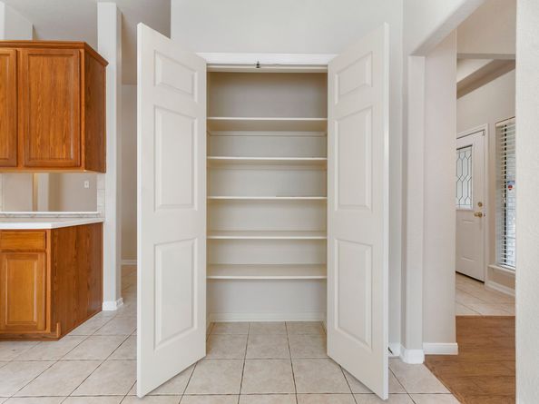 138 S Veranda Ridge Drive, The Woodlands TX 77382