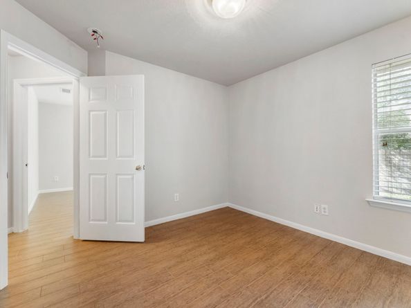 138 S Veranda Ridge Drive, The Woodlands TX 77382