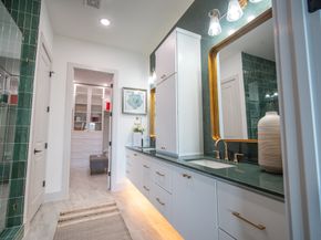 1715 Bologna Lane, Houston TX 77055