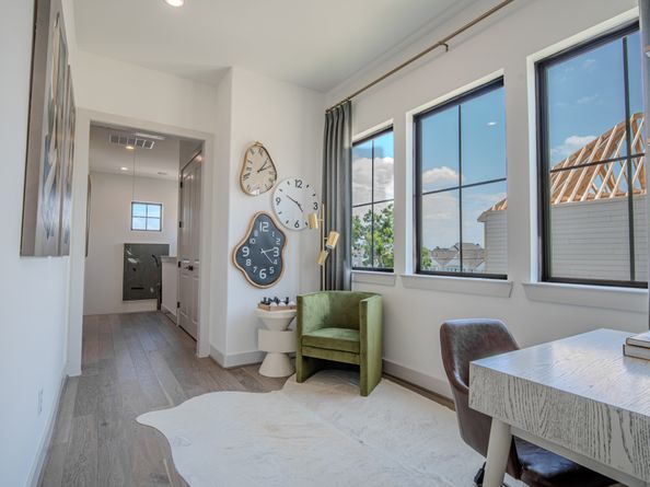 1715 Bologna Lane, Houston TX 77055