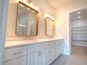 1715 Bologna Lane, Houston TX 77055