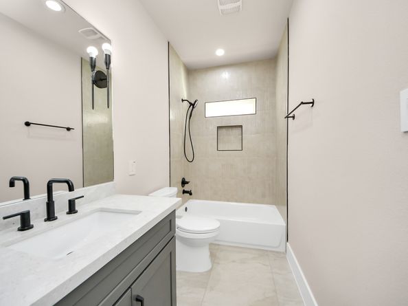 6320 Milwee Street A, Houston TX 77092